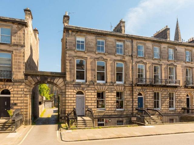Chester Street, West End, Edinburgh EH3, 2 bed flat to rent, £1,750 pcm | PrimeLocation