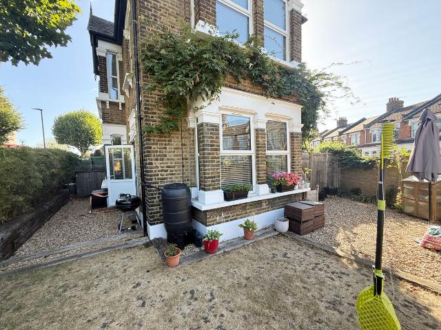 Chesterford Road, London E12, 2 bed flat to rent, £1,850 pcm | PrimeLocation