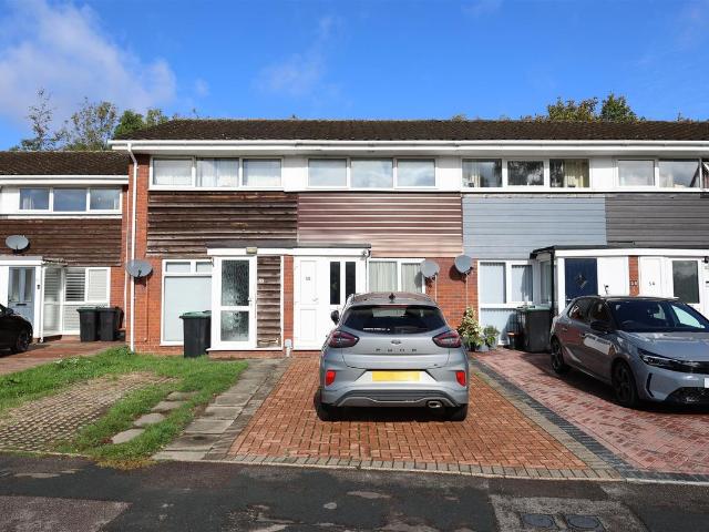 Chesterfield Drive, Riverhead, Sevenoaks TN13, 2 bed terraced house to rent, £1,600 pcm | PrimeLocation