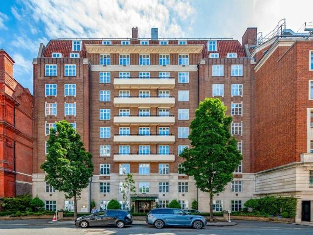 Chesterfield House Car Park, Chesterfield Gardens, London, W1J 5BG, United Kingdom | 3 bed house for rent #173401382 | Rentberry