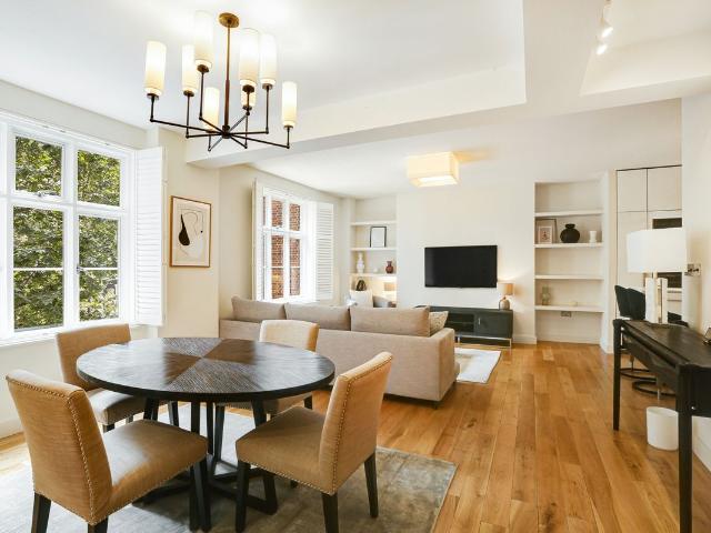 Chesterfield House, Chesterfield Gardens W1J, 2 bed flat to rent, £7,583 pcm | PrimeLocation