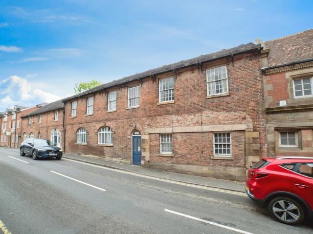 Chesterfield Road, Alfreton, DE55 1 bed in a house share to rent £700 pcm £162 pw