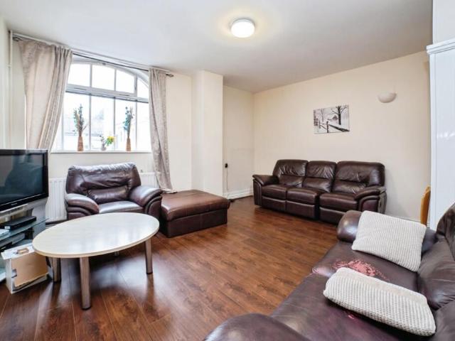 Chesterfield Road, Alfreton DE55, 1 bed property to rent, £700 pcm | PrimeLocation