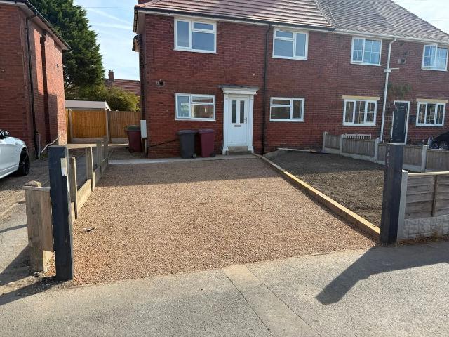 Chesterfield Road, Holmewood, Chesterfield S42, 3 bed property to rent, £1,100 pcm | PrimeLocation