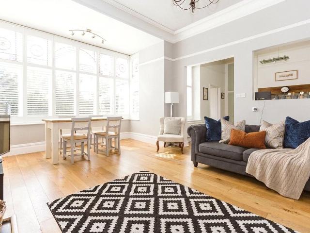Chesterfield Road, St. Andrews, Bristol BS6, 4 bed maisonette to rent, £2,550 pcm | PrimeLocation