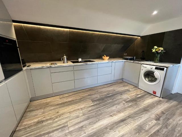 Chesterton Road, WARWICK, CV35 1 bed apartment to rent £750 pcm £173 pw