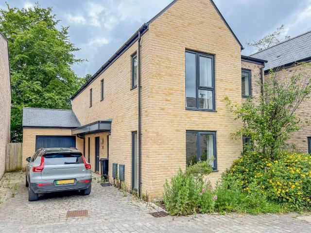 Chivers Street, Bath BA2, 4 bed detached house to rent, £2,650 pcm | PrimeLocation