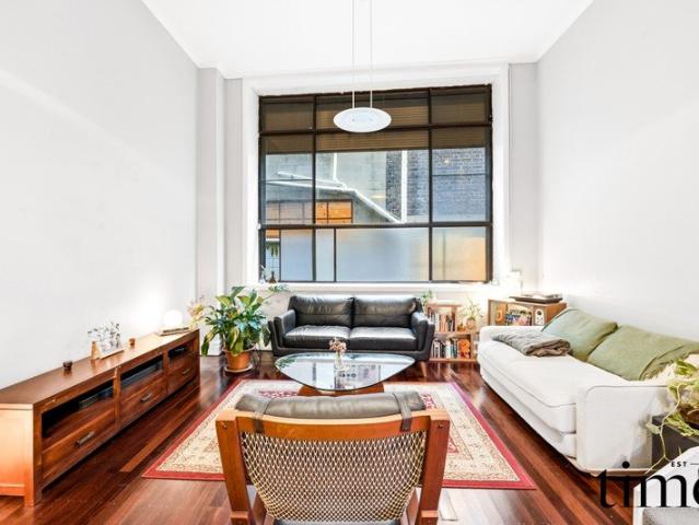 Chic New York Style Loft in the Heart of Surry Hills