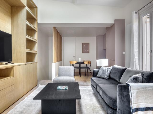 Chic One Bedroom Oasis in Paris Awaits You, Paris Amsterdam Apartments for Rent