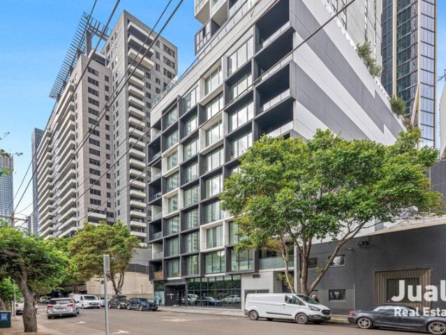 Chic One Bedroom Apartment with Private Balcony & Elegant Finishes