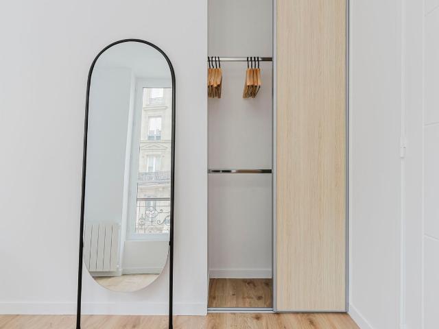 Chic One Bedroom Apartment in Arts et Métiers, Paris Amsterdam Apartments for Rent