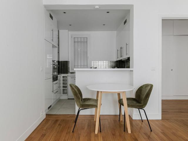 Chic One Bedroom Apartment in Paris' Passy, Paris Amsterdam Apartments for Rent