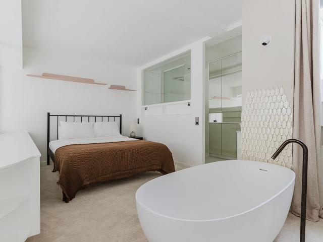 Chic One Bedroom in Heart of Paris, Paris Amsterdam Apartments for Rent