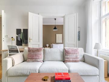 Chic One Bedroom Retreat in Vienna's Neubau, Vienna Amsterdam Apartments for Rent