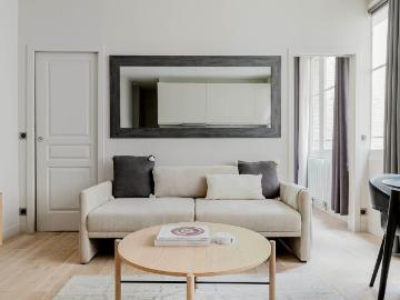 Chic Auteuil One Bedroom Retreat in Paris!, Paris Amsterdam Apartments for Rent