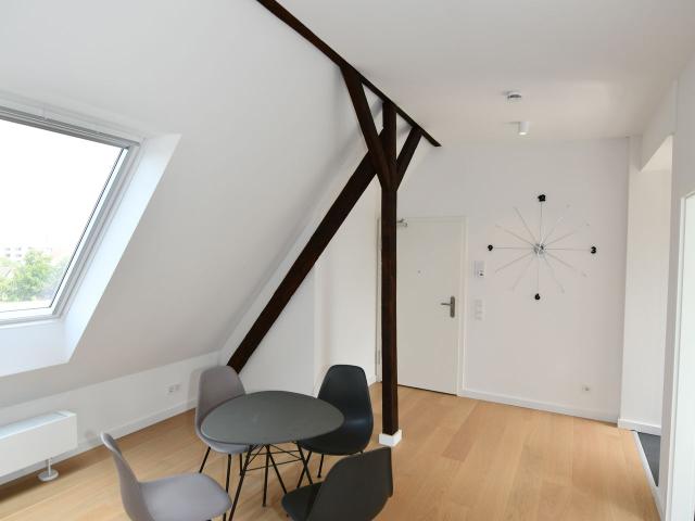 Chic and fashionable Penthouse apartment in the heart of Cologne, Koln Amsterdam Apartments for Rent