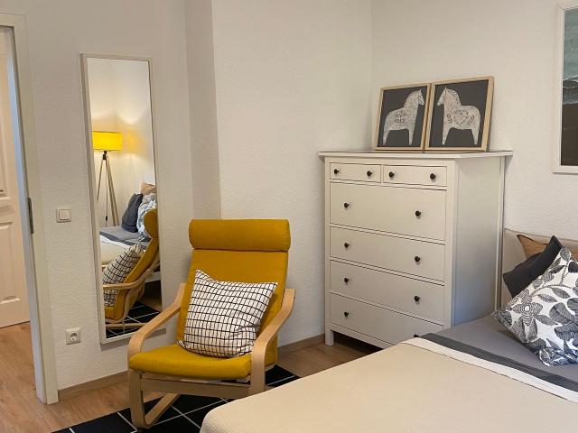 Chic and Modern apartment with Balcony in Essen Frohnhausen, Essen Amsterdam Apartments for Rent