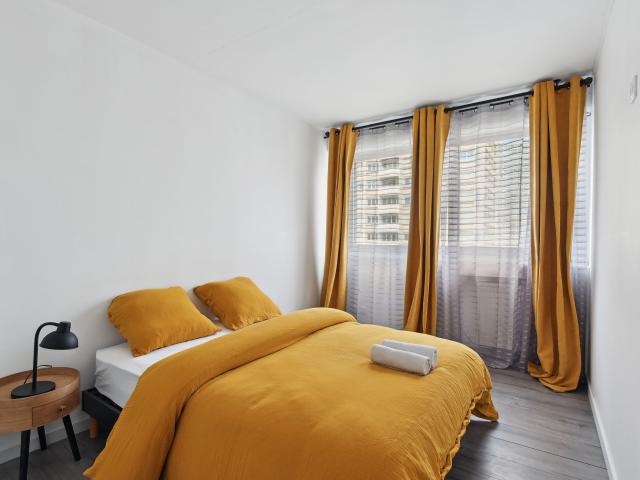 Chic apart and spacious apart with parking