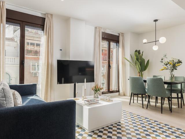 Chic apartment with 2 bedrooms and a pool for rent