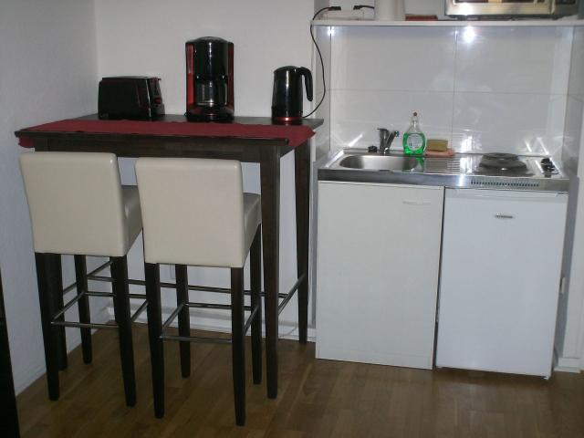 Chic, bright, 2 room, city apartment, Dusseldorf Amsterdam Apartments for Rent