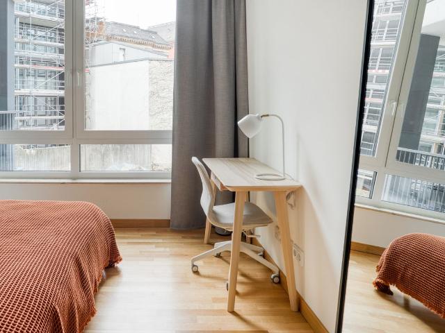 Chic Charlottenburg 1BR close to KaDeWe & Kurfürstendamm, Berlin Amsterdam Apartments for Rent