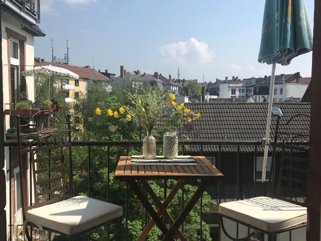 Chic & charming apartement, renovated old building in Frankfurt am Main, Frankfurt Amsterdam Apartments for Rent