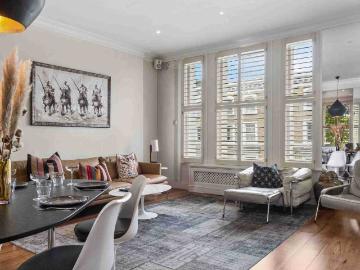 Chic Chelsea home with two terraces