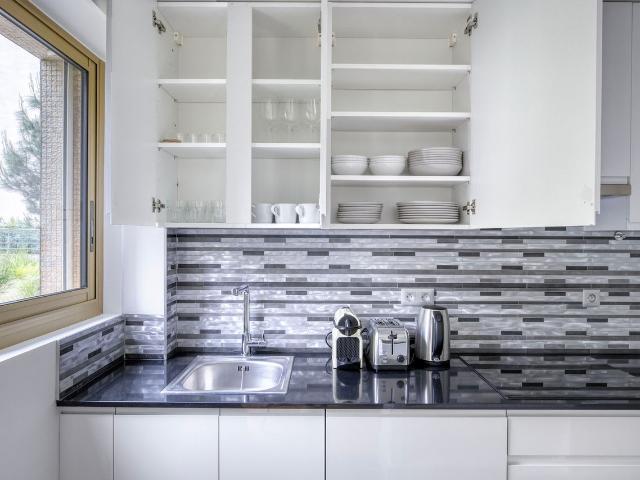 Chic Clignancourt 1 Bedroom Oasis in Paris, Paris Amsterdam Apartments for Rent
