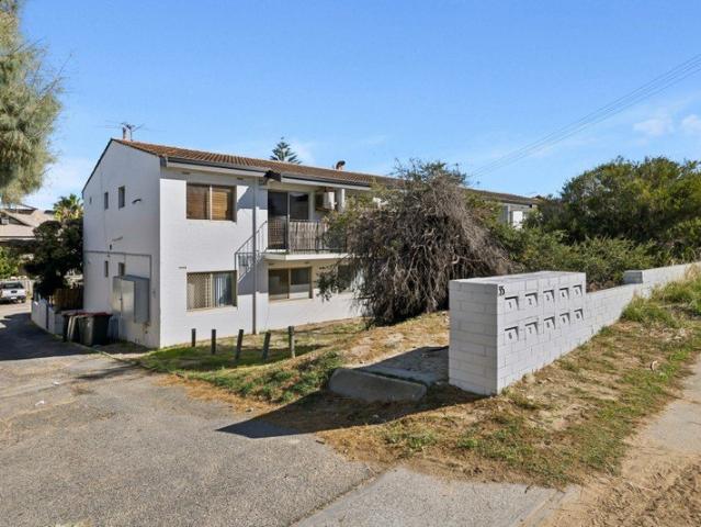 Chic Coastal Living, OFFERS AROUND $650,000