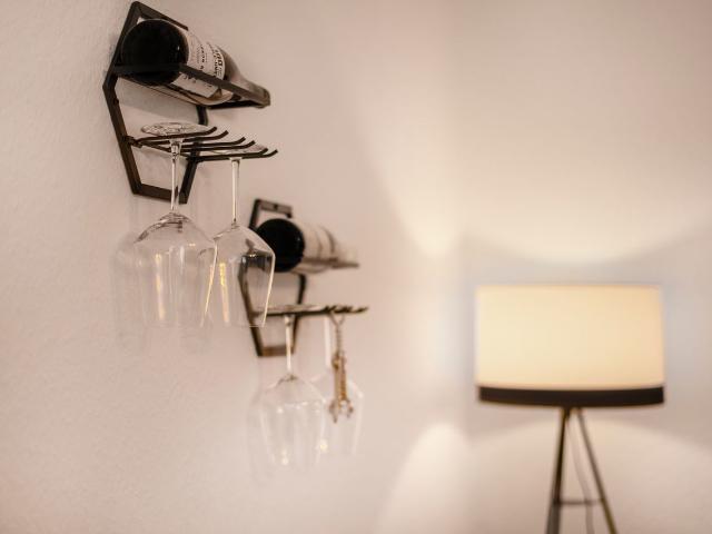 Chic & Comfortable: Furnished 2 Room Oasis, Leipzig Amsterdam Apartments for Rent