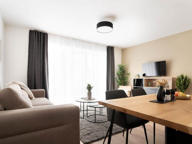 Chic Double Bed apartments in Osnabrück, Osnabruck Amsterdam Apartments for Rent