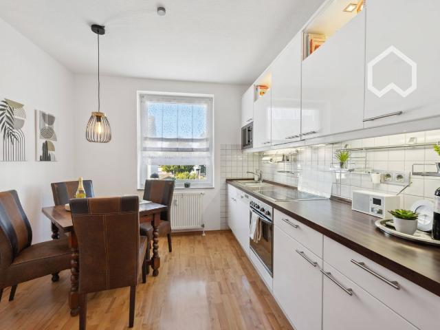Chic & fine apartment with sunny balcony in an ideal location, Essen Amsterdam Apartments for Rent