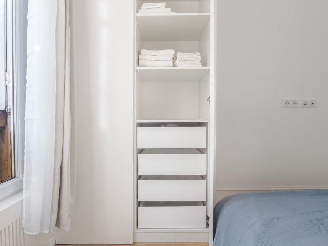 Chic Five Bedroom Paris Apartment Awaits You!, Paris Amsterdam Apartments for Rent