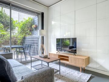 Chic Gros Caillou One Bedroom Retreat!, Paris Amsterdam Apartments for Rent