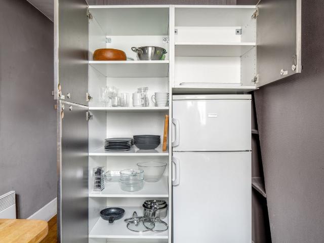 Chic Invalides 1 Bedroom with Stunning Views!, Paris Amsterdam Apartments for Rent