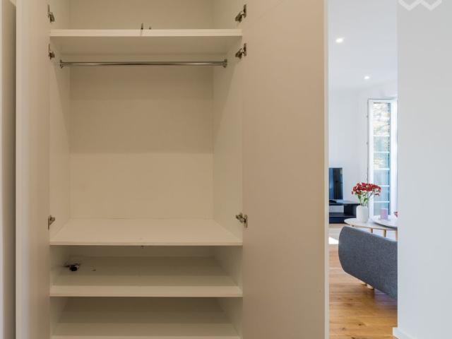 Chic, lovingly furnished apartment at S staion Botanischer Garten, Berlin Amsterdam Apartments for Rent