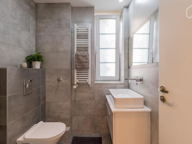 Chic, lovingly furnished apartment at S staion Botanischer Garten, Berlin Amsterdam Apartments for Rent