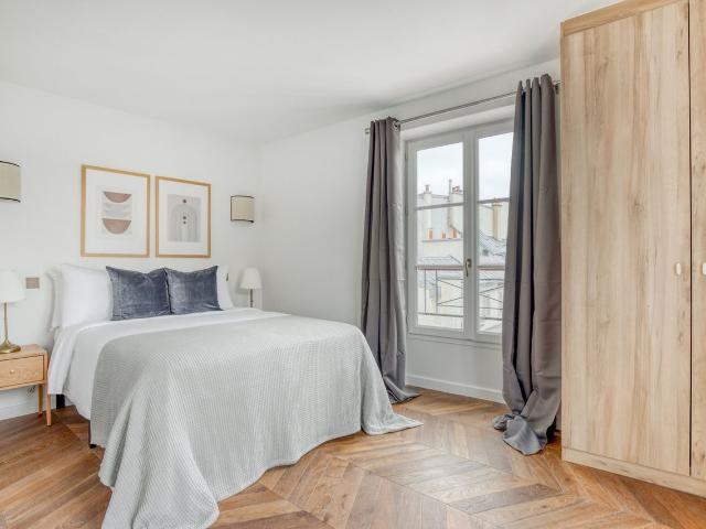 Chic Paris Apartment Steps from Place Vendôme, Paris Amsterdam Apartments for Rent