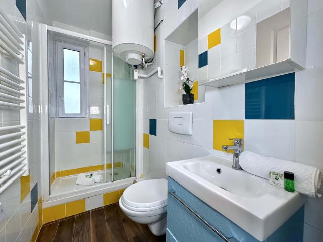 Chic Paris Studio, Eiffel Tower Proximity