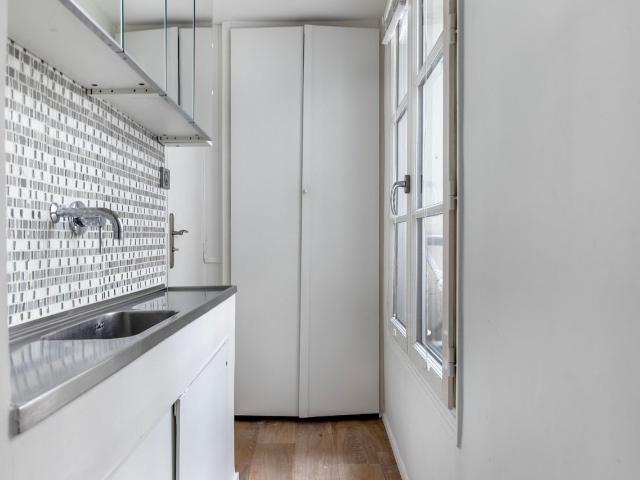 Chic Parisian One Bedroom Oasis Awaits You, Paris Amsterdam Apartments for Rent