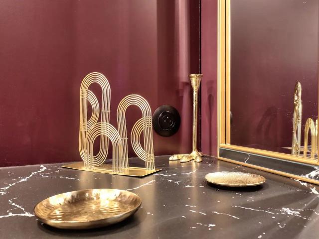 Chic Parisian Boudoir Studio