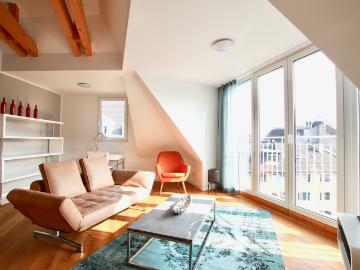 Chic rooftop apartment with balcony in the Belgian Quarter