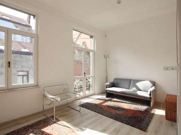 Chic studio apartment for rent in Brussels' City Centre