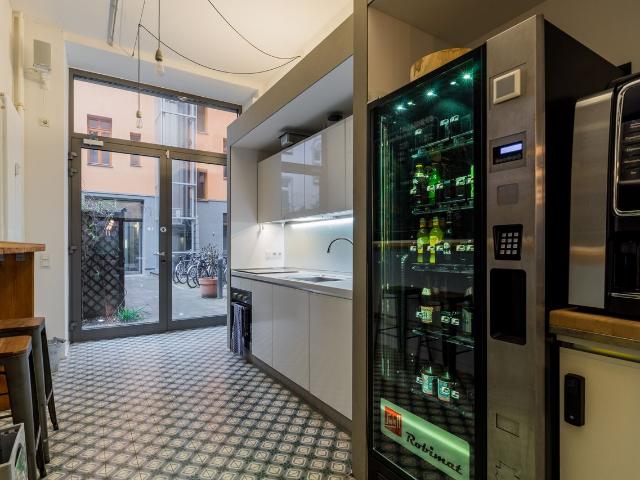 Chic studio apartment in modern design centrally located in Friedrichshain Berlin, Berlin Amsterdam Apartments for Rent