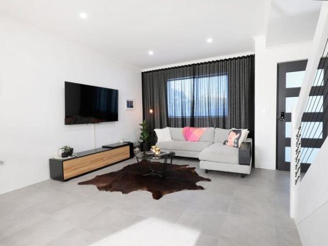 Chic & Stylish Renovated from Top to Bottom