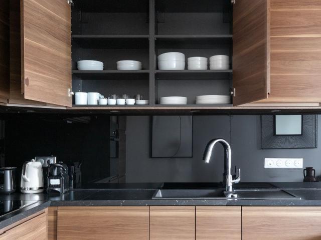 Chic Two Bedroom Apartment in the Heart of Paris, Paris Amsterdam Apartments for Rent