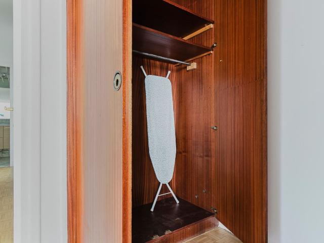 Chic Two Bedroom Apartment in the Heart of Paris, Paris Amsterdam Apartments for Rent