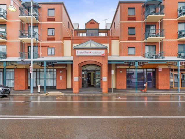 Chic urban apartment in the heart of vibrant West End Note: This apartment is not designed for permanent residence and is suited for investment only