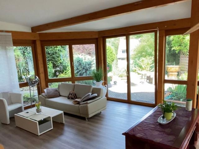 Chic & wonderful home in Essen with separate entrance and beautiful terrace!, Essen Amsterdam Apartments for Rent