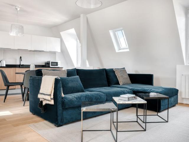 Chic 1 Bedroom Apartment in the Heart of Paris, Paris Amsterdam Apartments for Rent
